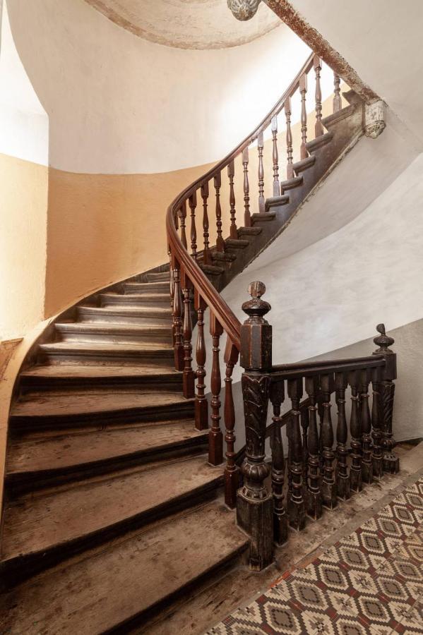 Avangard Magnus Apartment Lviv Eksteriør bilde
